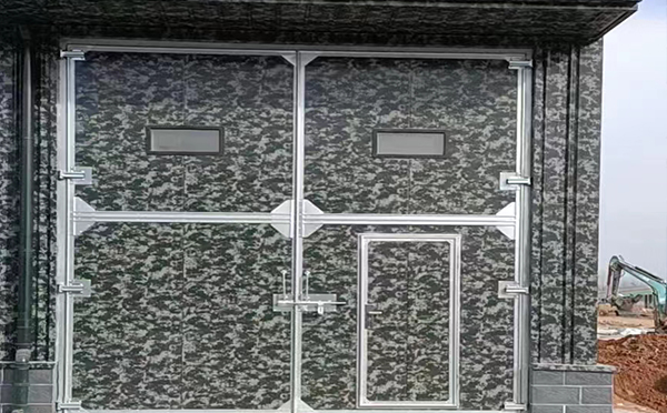 西安工业平开门