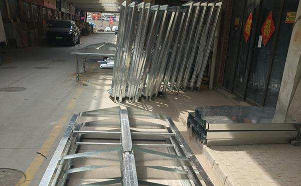 2025西安排烟窗维护周期与电动开启故障排查